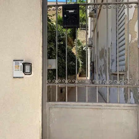 Apartment Monovano Gioeni *